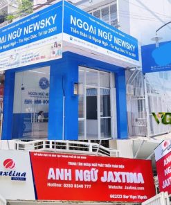 Bảng hiệu trung tâm ngoại ngữ Pleiku Gia Lai